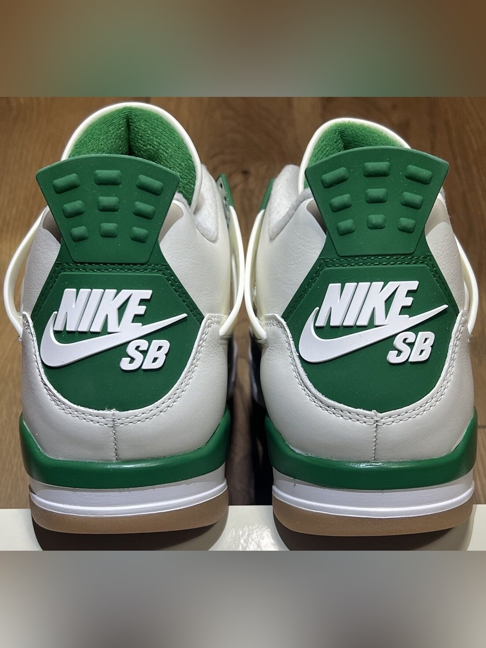 🎶 New - Air Jordan 4 Retro SP x Nike SB Pine Green - Picture 5 of 6